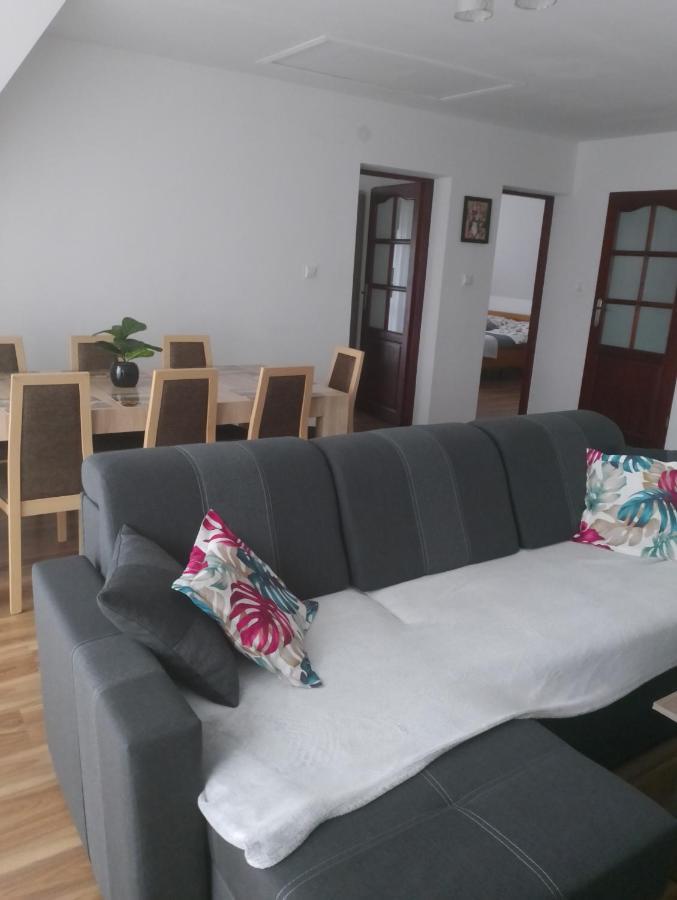 Appartamento Zakatek Pienin Grywald Esterno foto