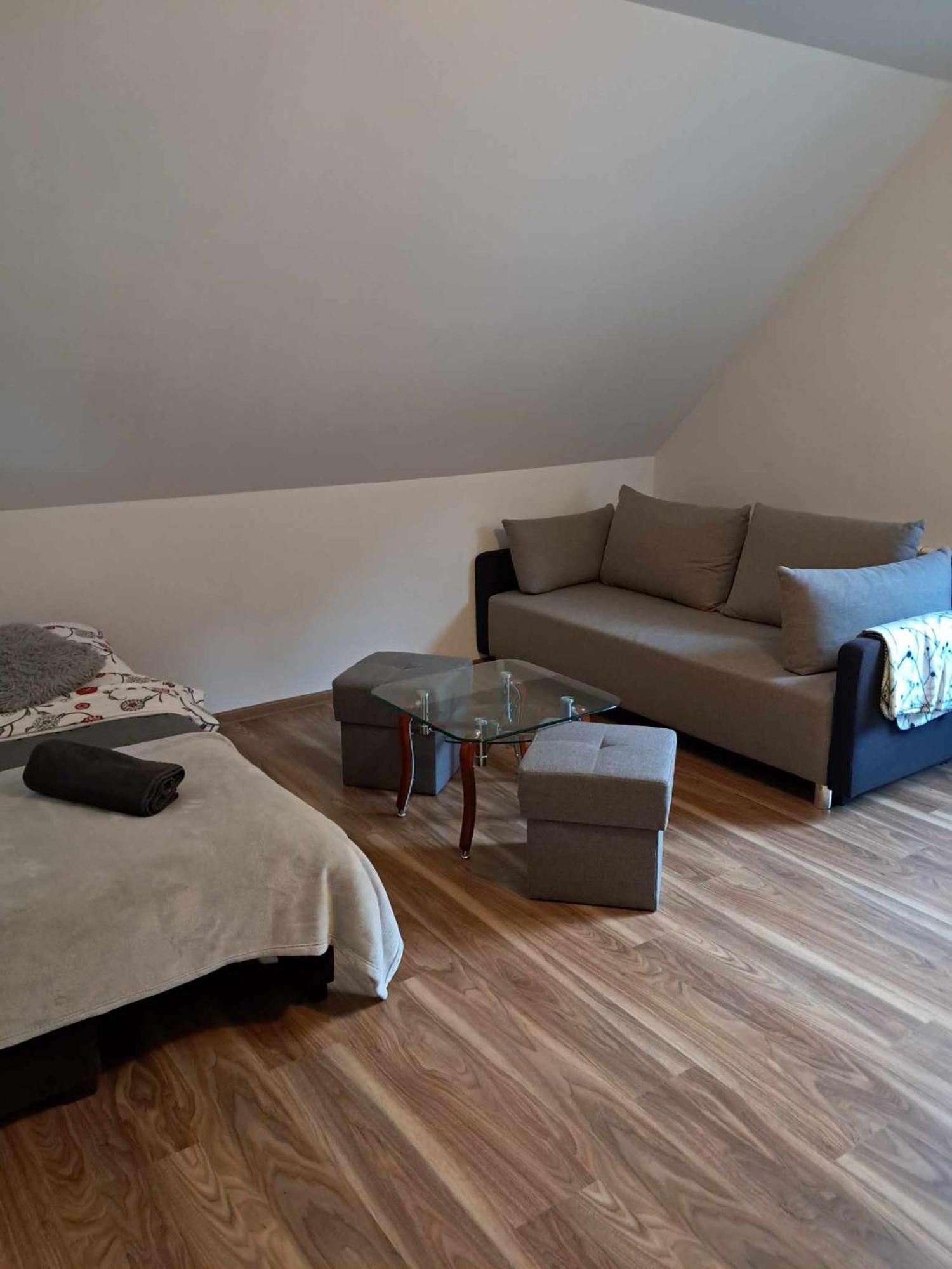 Appartamento Zakatek Pienin Grywald Esterno foto
